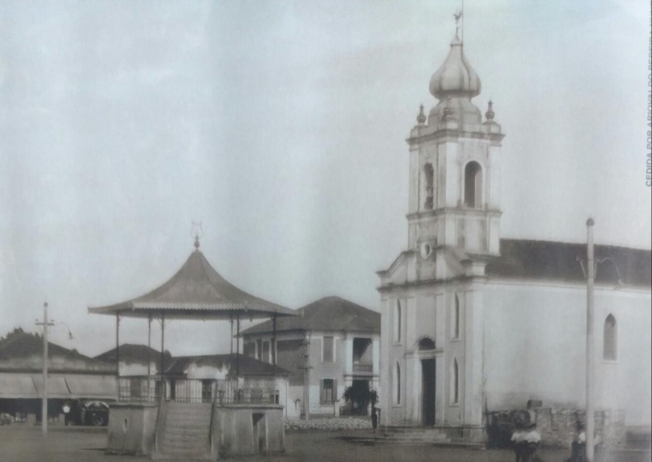 FOTO DA PRAÇA