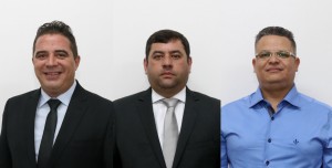 Vereadores Leandrinho (presidente), Denis filho do Pedrinho do Mercado (relator) e Professor Edirlei (membro) integram a Comissão de Justiça e Redação da Câmara de Suzano. Fotos: Ricardo Bittner