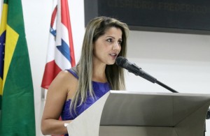 Vereadora Gerice Lione faz uso da Tribuna. Foto: Ricardo Bittner