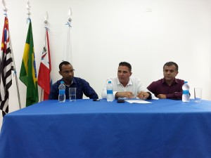 Coletiva Mesa1 _web
