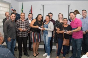 Entrega Óculos Boa Visão 12-6-18 001 - Ricardo Bittner